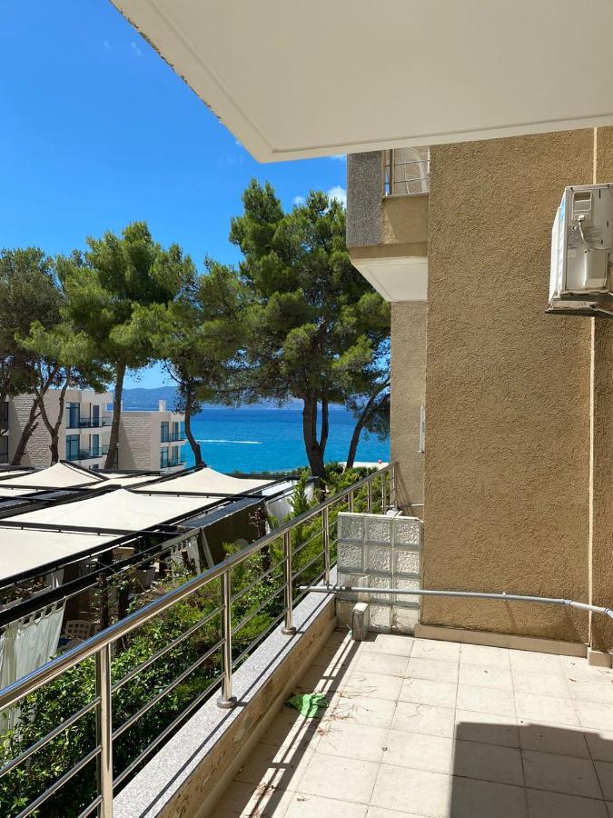 Eval Aparthotel Sarande
