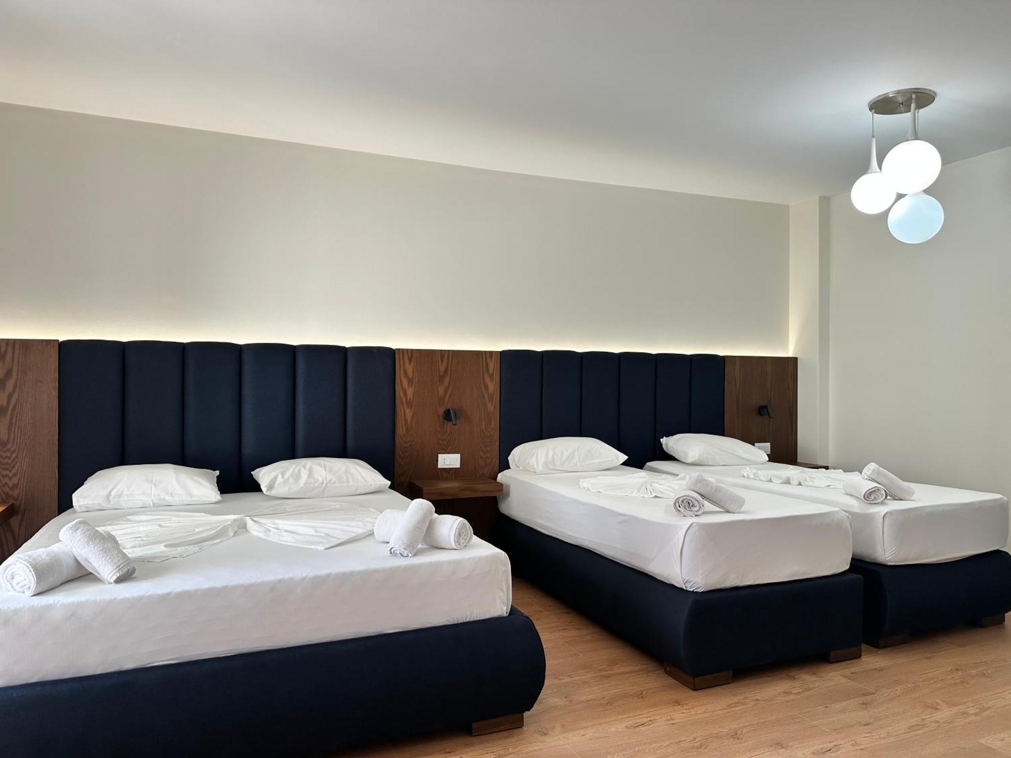 Eval Aparthotel