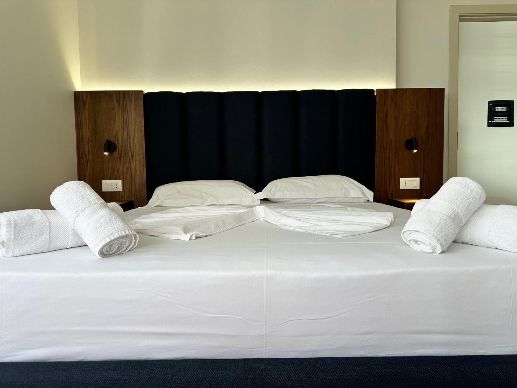 Aparthotel Eval Sarande