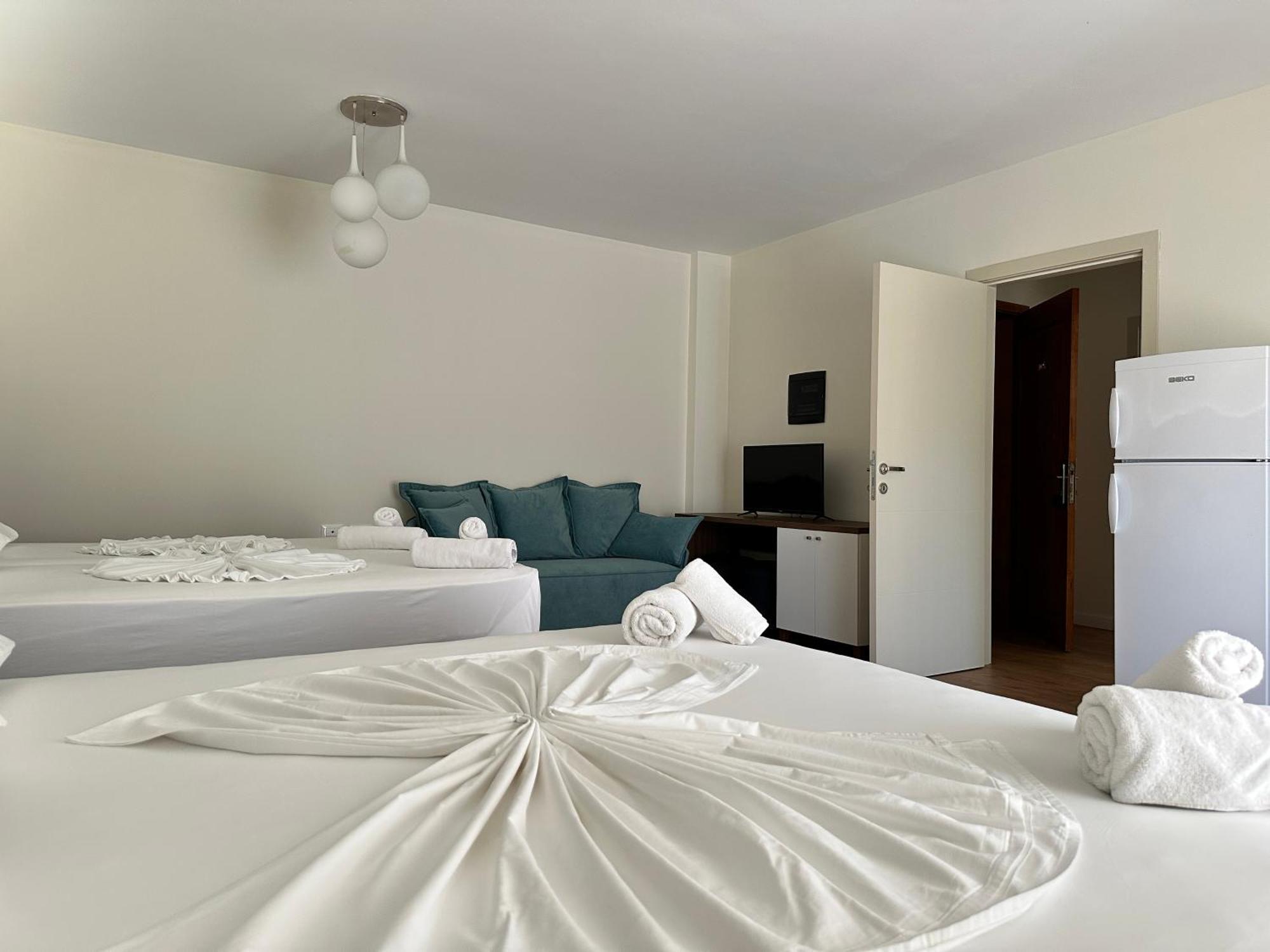 Eval Aparthotel 4*