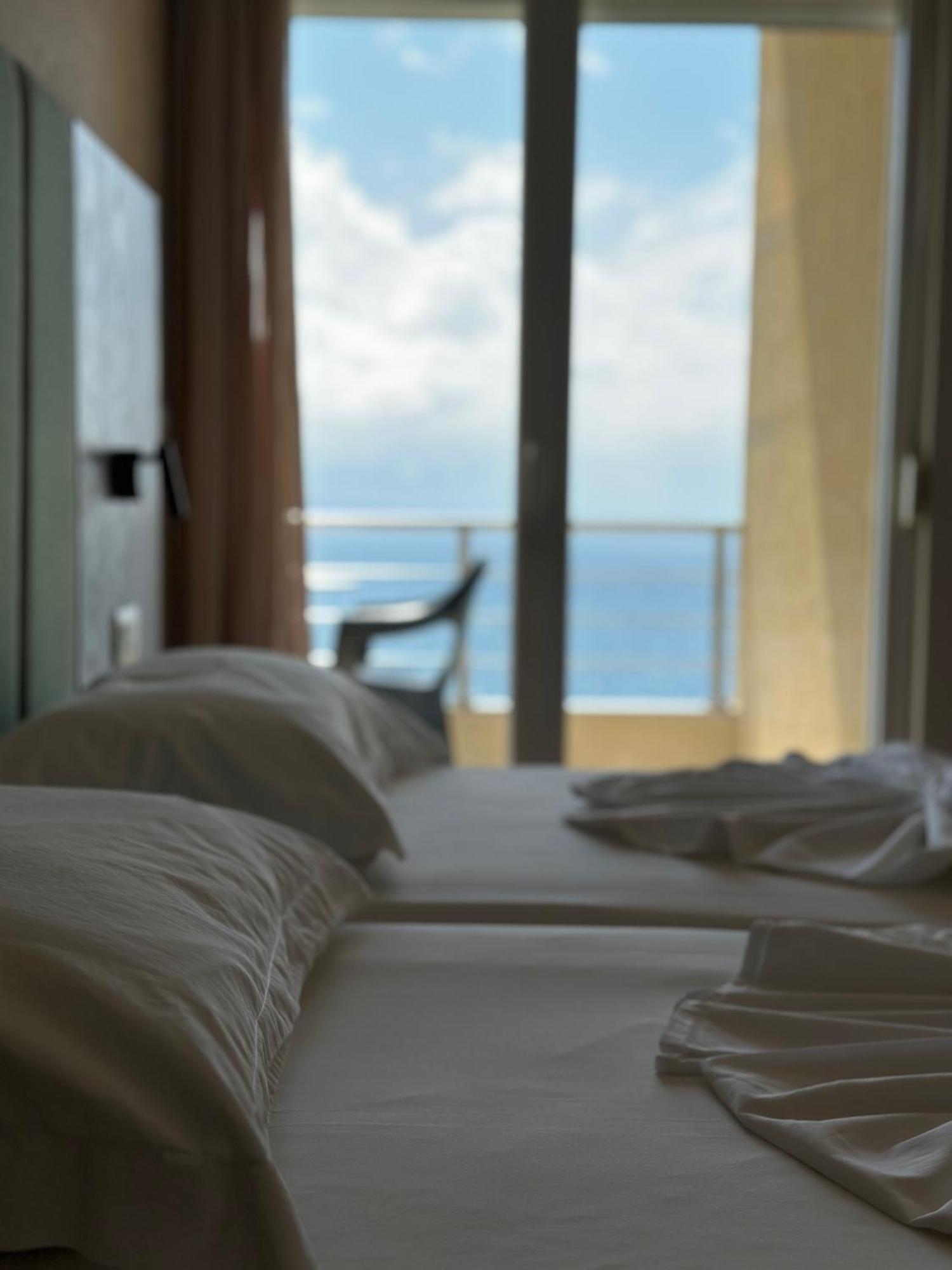 Eval 4* Sarande