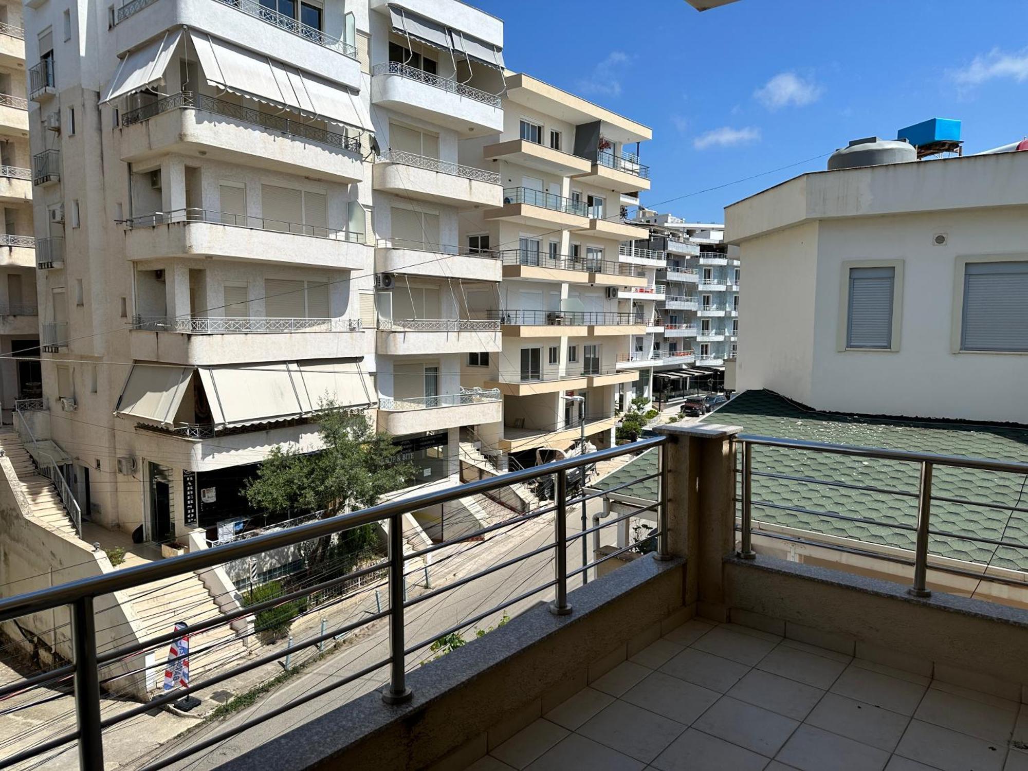 Eval Aparthotel Sarande